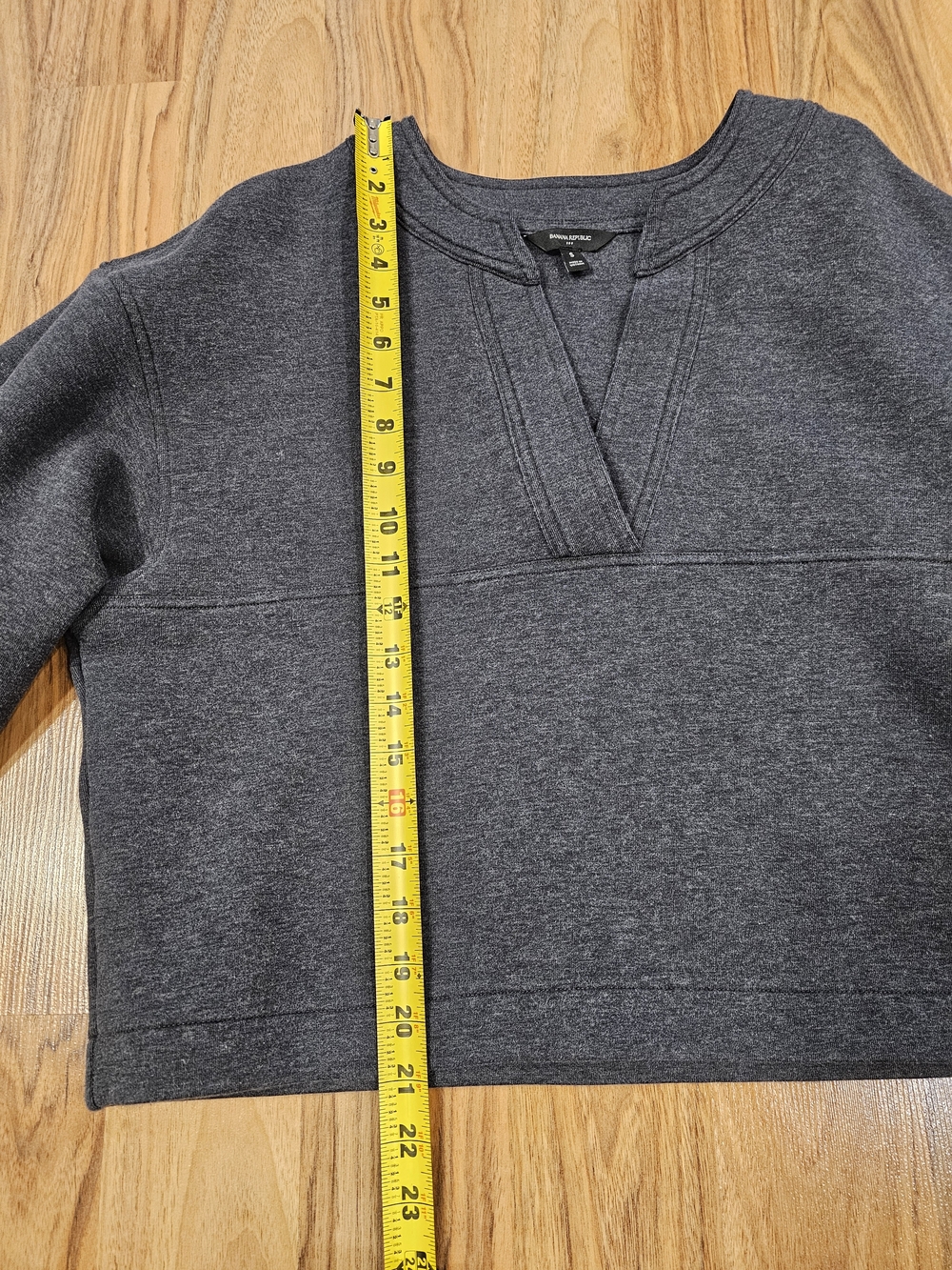 Banana Republic Heather Charcoal  Scuba V-Neck Sweatshirt - Picture 6 of 16